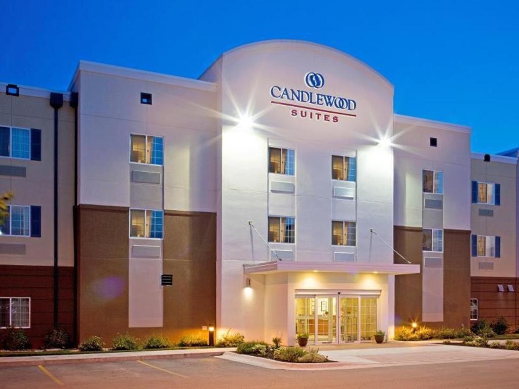 Candlewood Suites Bellevue Esterno foto