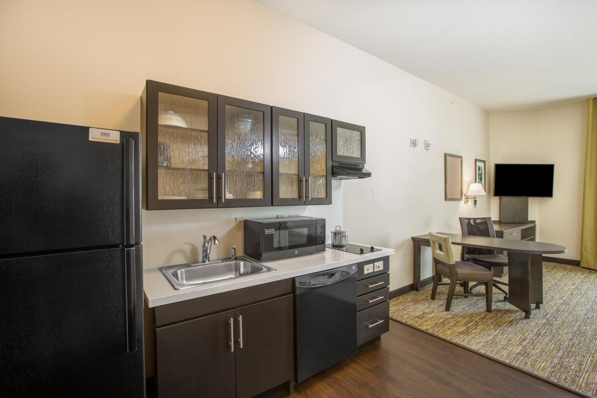 Candlewood Suites Bellevue Esterno foto