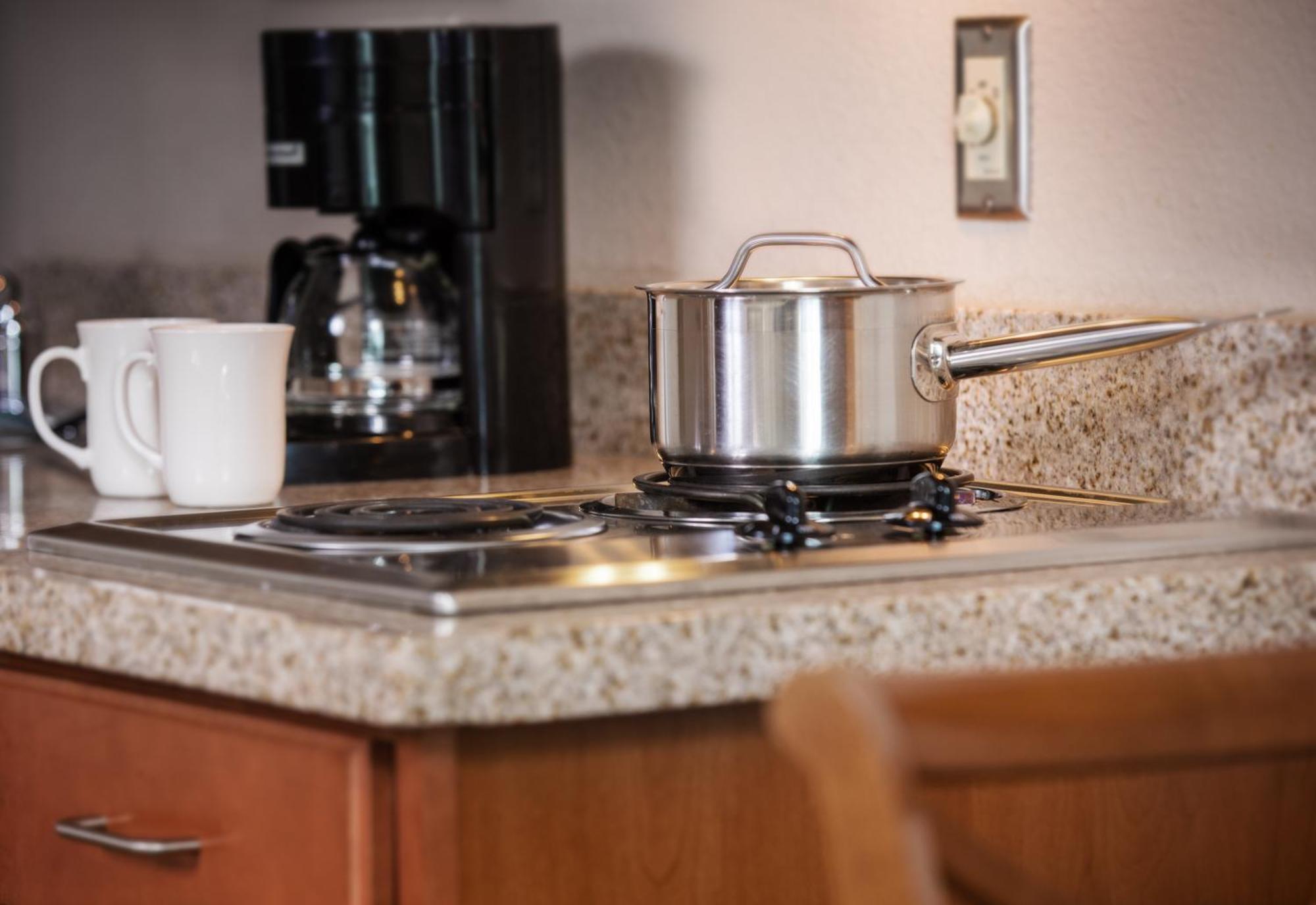 Candlewood Suites Bellevue Esterno foto