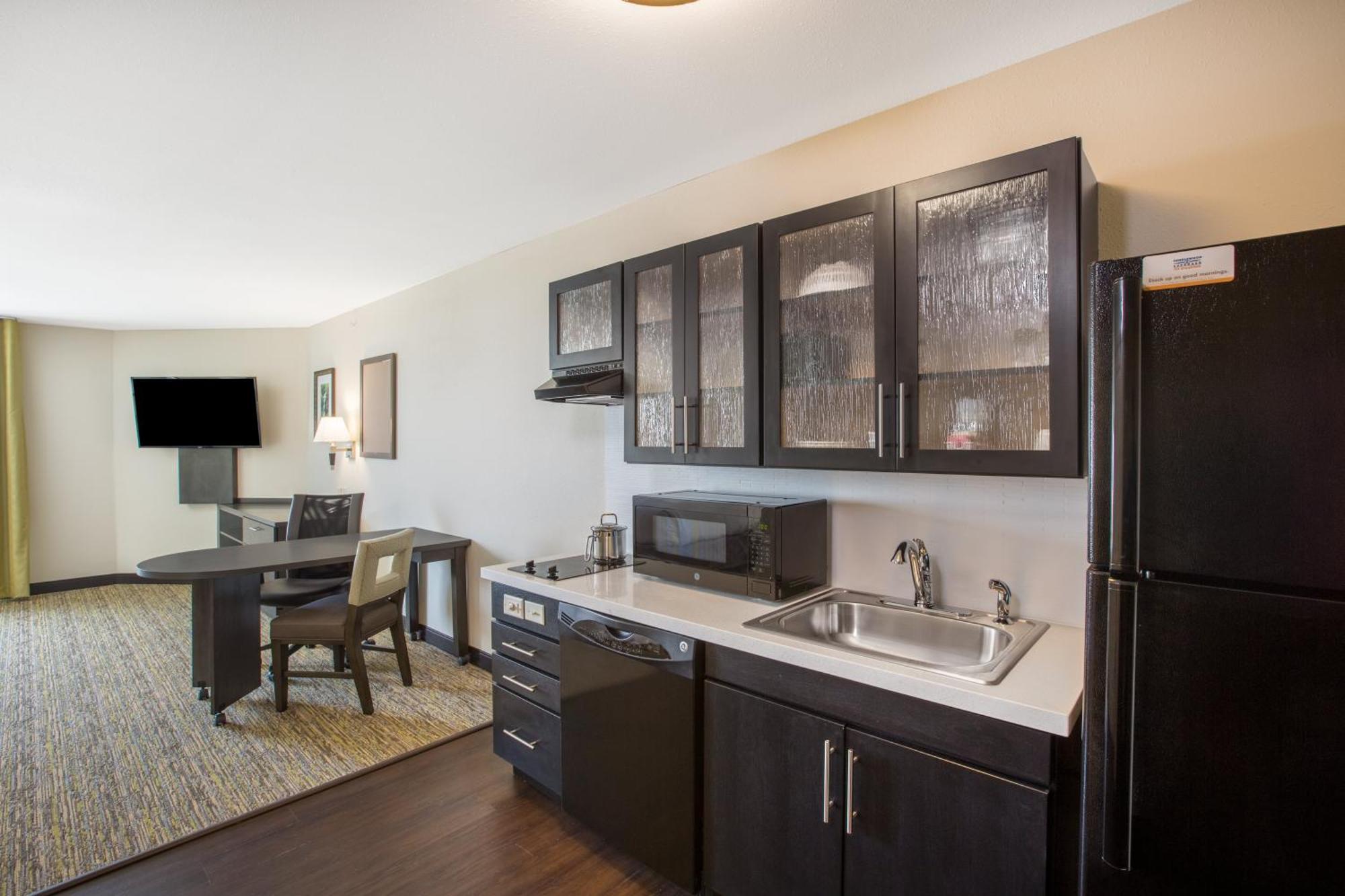 Candlewood Suites Bellevue Esterno foto