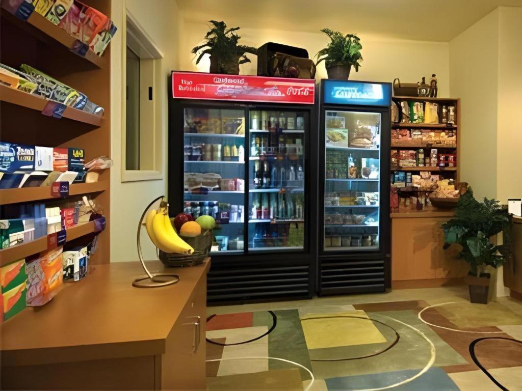 Candlewood Suites Bellevue Esterno foto