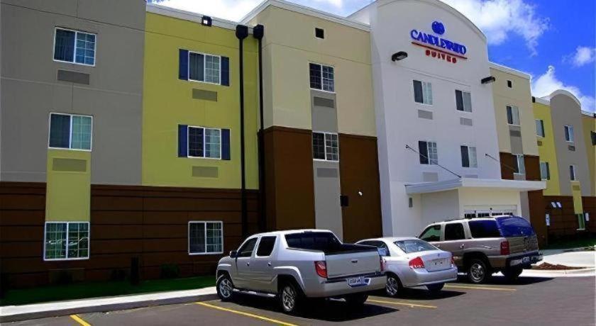 Candlewood Suites Bellevue Esterno foto